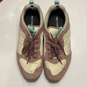 Merrell Women's Cream and Brown Sneakers